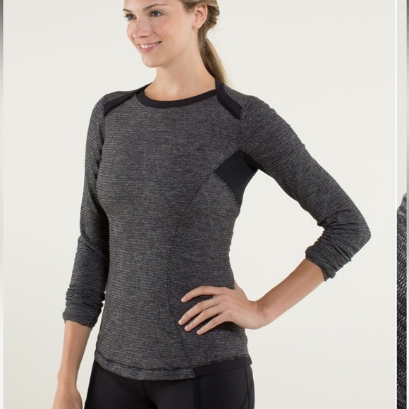 {EUC LuluLemon Base Runner Long Sleeve Top Mini Pique Heathered Black Size 4} - Picture 3 of 14